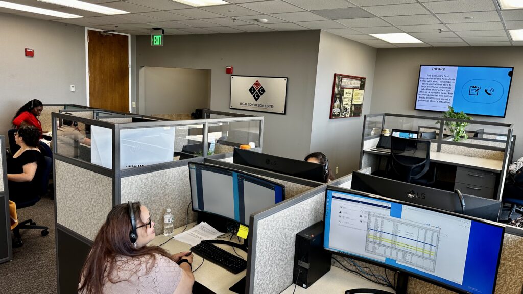 Agents at LCC legal call center providing san antonio legal intake serves